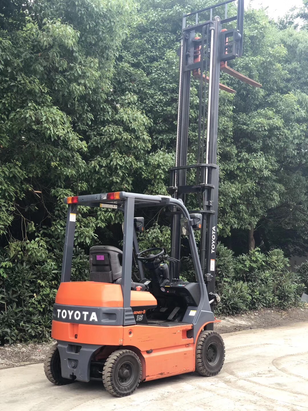 比亚迪电动叉车 二手汽车起重机 附近二手手拉叉车转让