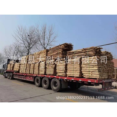 安徽厂家直供杨木板材 加工多种规格木方 批发托盘木箱料